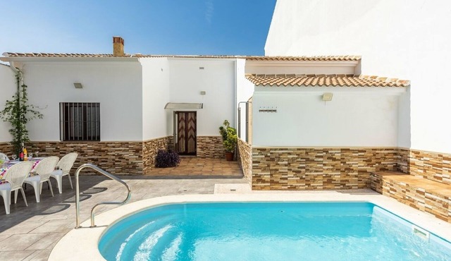 Casa Sierra de las Nieves Yunquera by Ruralidays
