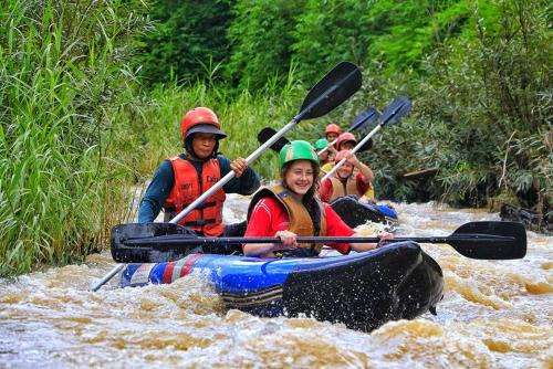 Cave Lodge in Pang Mapha