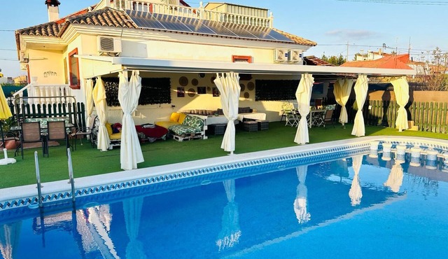 Chalet en la Huerta a 4 km de Murcia. Spa Caliente y Piscina de Verano