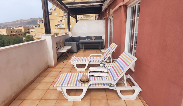 Charming Three Bedrooms Apartment With Seaview