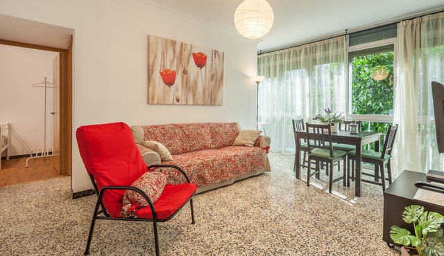 Close to Santa Justa Rail Station and easy to reach Airport, 15 min to downtown