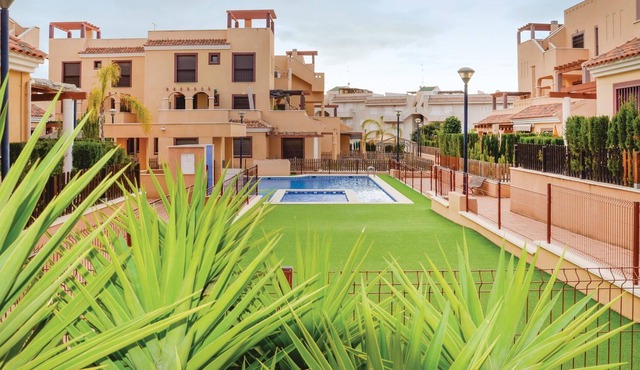 Comfortable vacation apartment in a gated community with private security and several communal pools