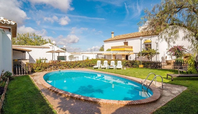 Cortijo del Coco 1 Fuente de Piedra by Ruralidays
