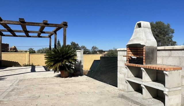 Country House 'Casaruralsevilla La Cabaña De Petra' with Mountain View, Wi-Fi and Air Conditioning