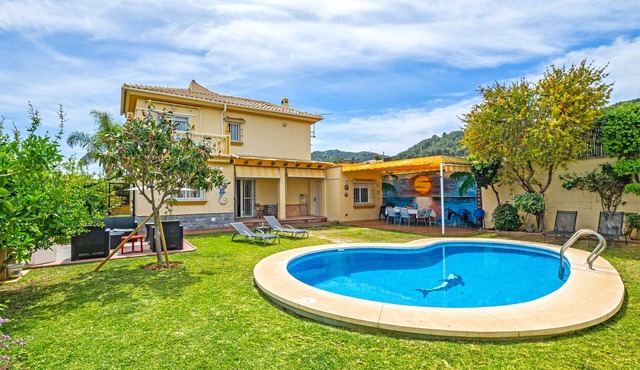 Cubo's Villa Sunray/private pool/free wifi/BBQ