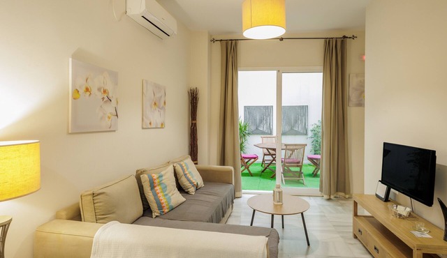 Don Fadrique Macarena Apartment with Wi-Fi and Air Conditioning