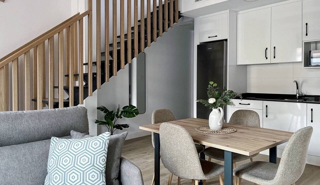 Duplex de Tres Dormitorios con Terraza - Picú Home in Málaga