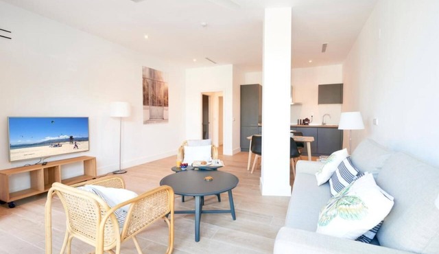 El Limonar 2: Portentoso Apartamento con Terraza
