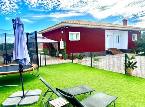 El Refugio de Nuria- Villa con Piscina Privada