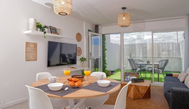 Gold Sand- Duplex - Near the beach By LVH