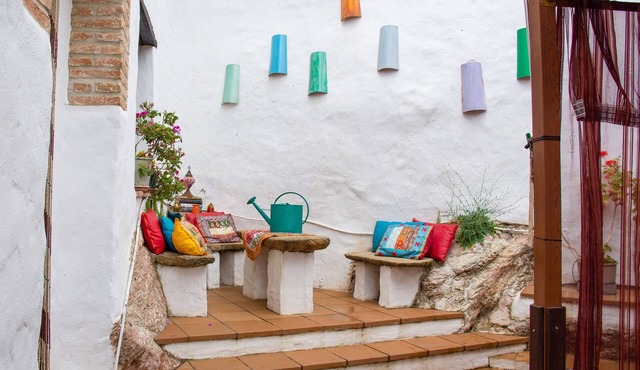 Green Door House for 7 people