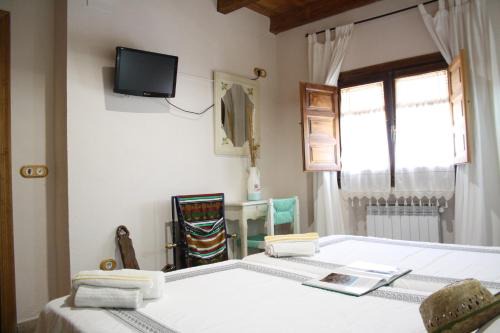 Habitaciones y casa rural monfrague