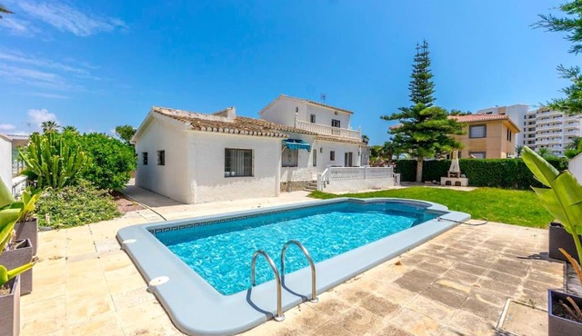 HE Villa Zenia