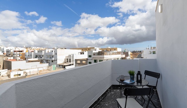 Holiday Home '2' with Mountain View, Balcony and Wi-Fi