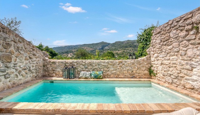 Holiday Home 'Ca la Pasita 28' with Mountain Views and Wi-Fi