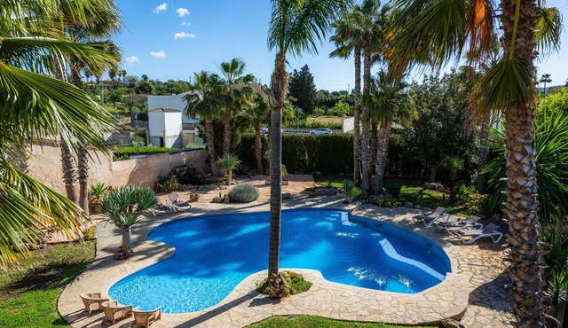 Holiday Home 'Can Gual' with Private Pool, Private Terrace and Wi-Fi