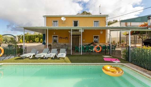 Holiday Home "Cortijo Rural Puerto Nuevo" with Pool, Garden, Terrace & Wi-Fi