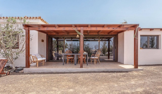 Holiday Home "Oasis en Cotillo" with Terrace, Grill, Panoramic View & Fans