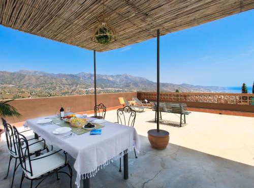 Holiday Home Villa Laura by Interhome