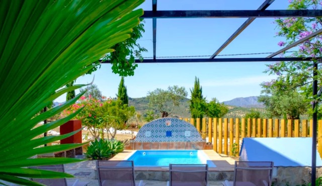 Holidays2Alozaina Fresquedal 2 bedrooms apartment with pool, BBQ in countryside