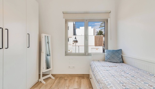 Home2Book Coastal Retreat with Sea Views, Arinaga