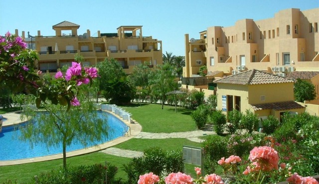 Homely Apartment in El Faro with Pool, Terrace, Balcony, A/C & Wi-Fi
