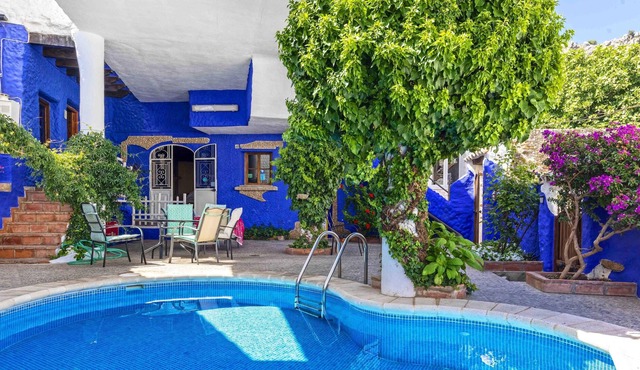 Homerez - Big villa for 10 ppl. with swimming-pool and terrace at Benaocaz