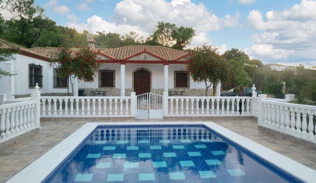 Homerez - Chalet in Prado del Rey
