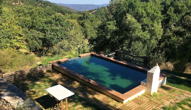 Homerez - Spacious house for 6 ppl. with swimming-pool and terrace at Aracena