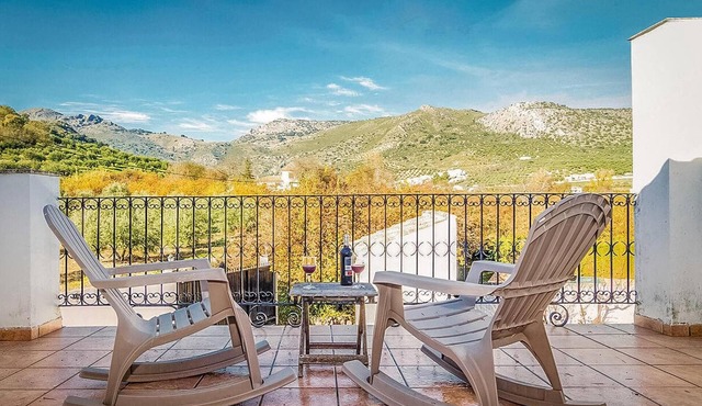 Homerez - Villa for 10 ppl. with swimming-pool and terrace at Priego de Cordoba