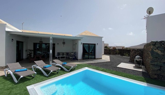 Homerez - Villa in El Roque