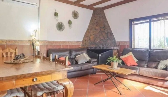 Homerez - Villa in Guillena