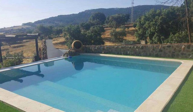Homerez - Villa in Monesterio