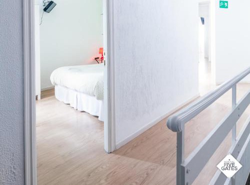 Hostal Five Gates