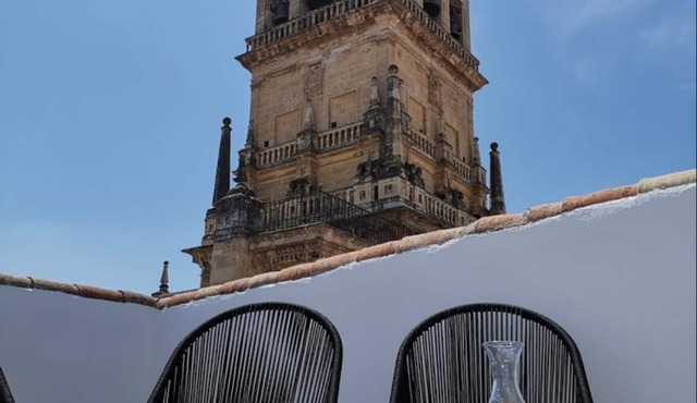 Hotel Boutique Caireles