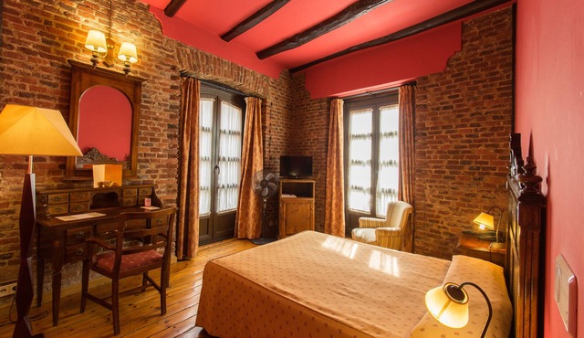 Hotel La Posada Regia