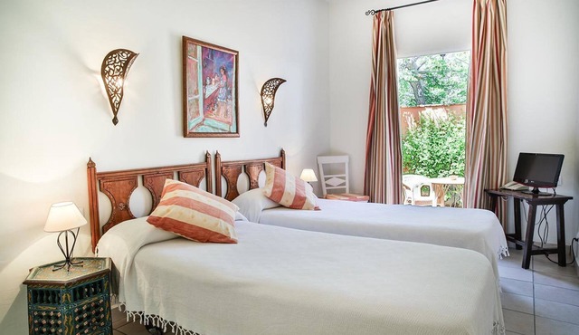 Hotel Madreselva