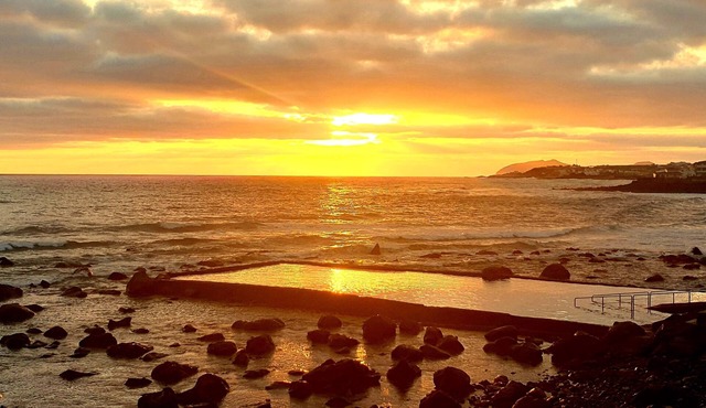 Housing on the northeast coast of Gran Canaria, with unbeatable sea views.