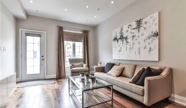 Immaculate 3Br+3Ba Executive Townhouse in Toronto