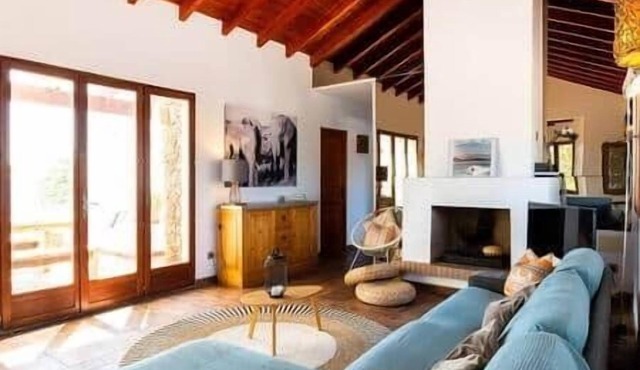 Incredible Villa with Swimming Pool in Lajares