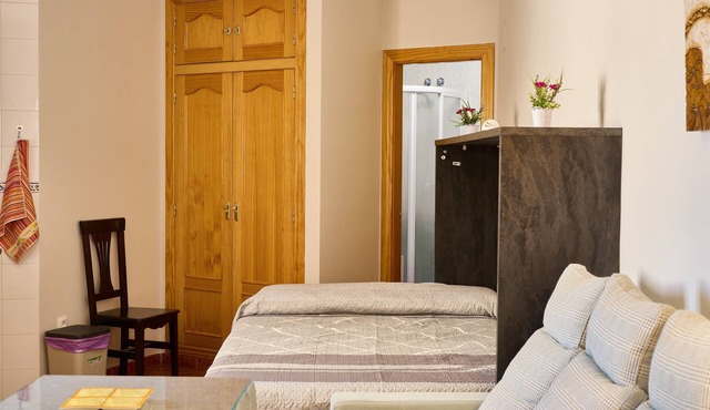 La Cruz-Zuheros Studio: Cozy Retreat in One of Andalusia’s Most Beautiful Villages