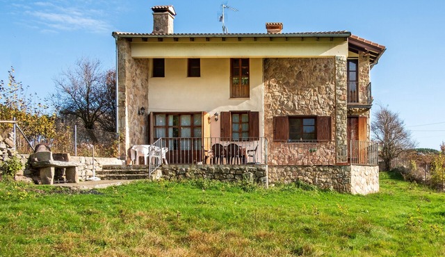 La Puerta De Gredos Country House – Sierra de Gredos, 4 Bedrooms, Private Terrace, Wi-Fi