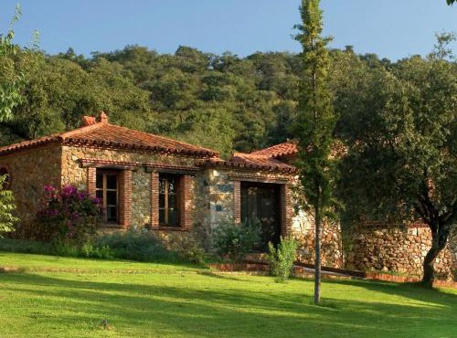 La Tortuga, Stone House in Alájar