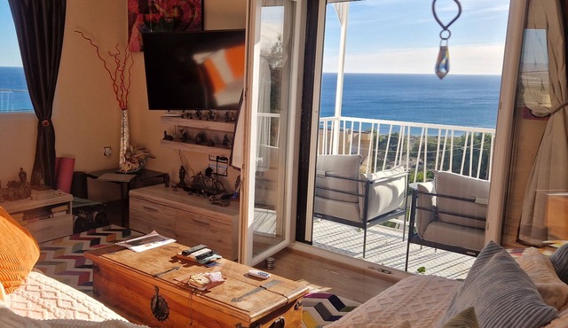 La Vista Penthouse Stunning View Private Balcony