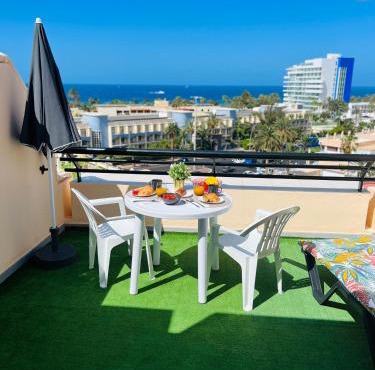 Las vistas Sea View Apartment terraza & playa 3 min