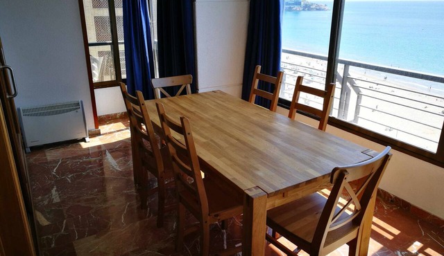 Levante Beach - First line
