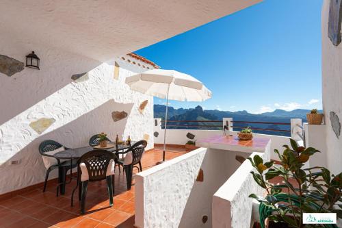Living Artenara - CAVE HOUSE & TERRACE Adults Only