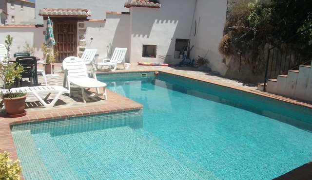 Lovely house - pool, private patios, views, WiFi, charming village, free tapas