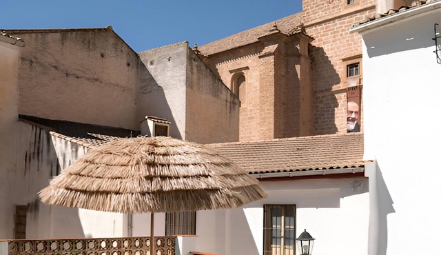Luxury House in Íllora - 6 Bedrooms, Terrace, Wi-Fi