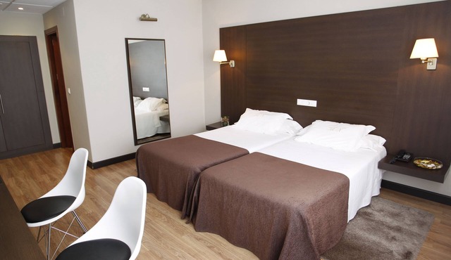 Méndez Núñez Hotel
